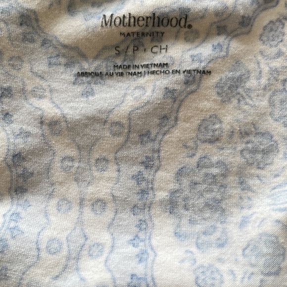 Maternity top - Picture 2 of 3